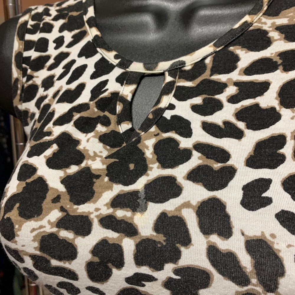 Animal printed top - Picture 2 of 4